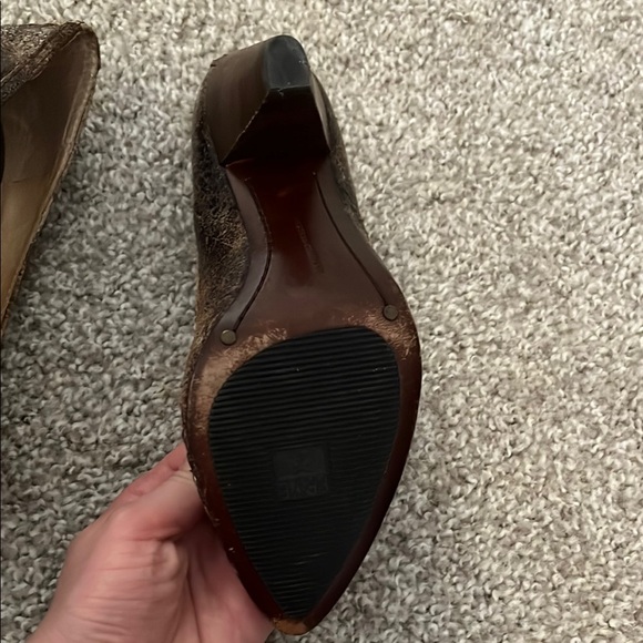 Frye Regina Studded Pump - Picture 4 of 6